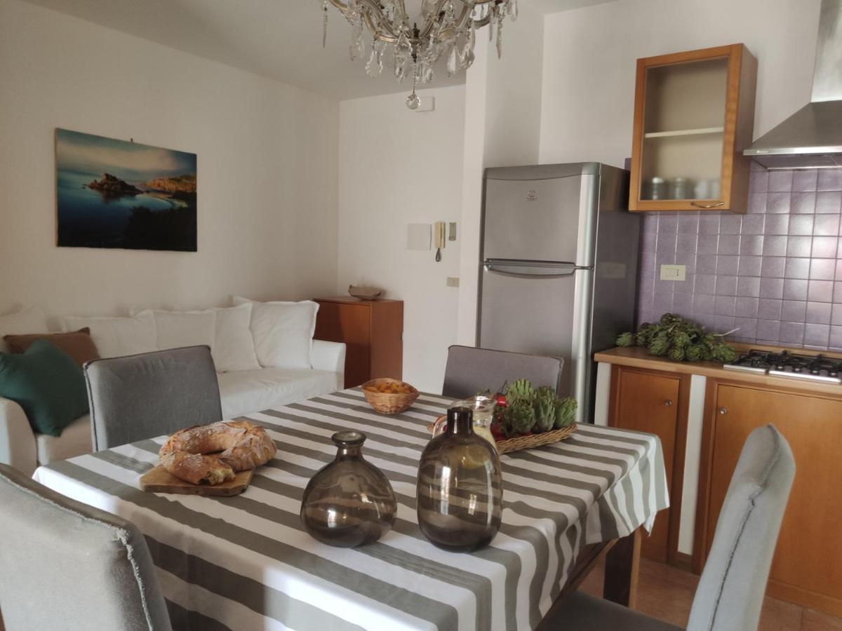 לטויאני Case Borgo Vacanze מראה חיצוני תמונה